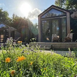 Urban Gardens Resort Ghent